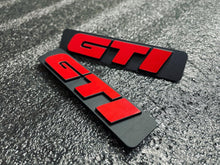Load image into Gallery viewer, X2 GTI USA Side Badge Volkswagen Golf 3 mk3 emblema lateral
