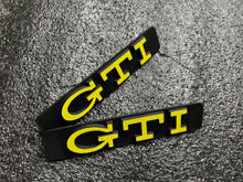 Load image into Gallery viewer, X2 GTI euro Side Badge Volkswagen Golf 3 mk3 emblema lateral
